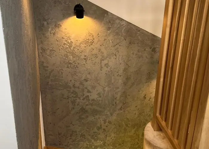 Goralski Reset Chalet